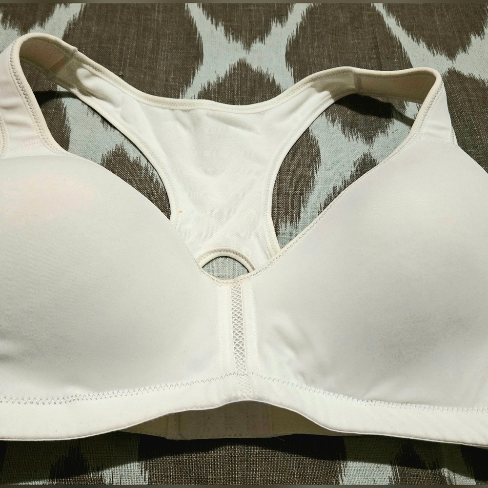 NWT Marika WIK Wik Dry Tech Performance.   LARGE, ADGUSTABLE RACER Back